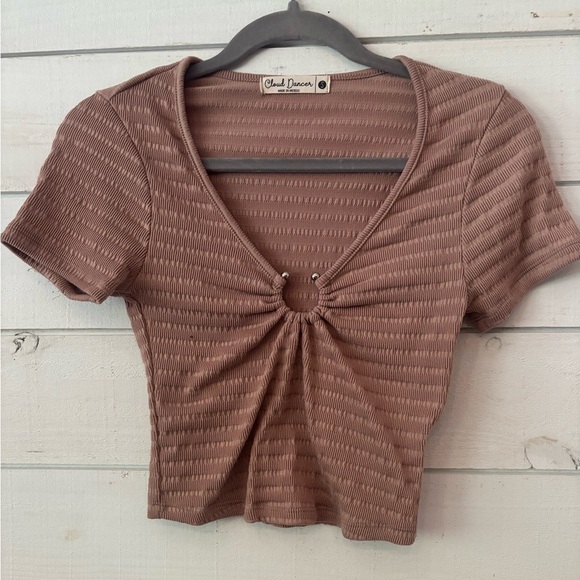 Cloud Dancer Dusty Rose Ribbed Crop Blouse w/ silver accent front in size small - Picture 1 of 8
